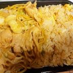 Best C12. Chicken Lo Mein 鸡捞面拼盘 in Rapid City, SD